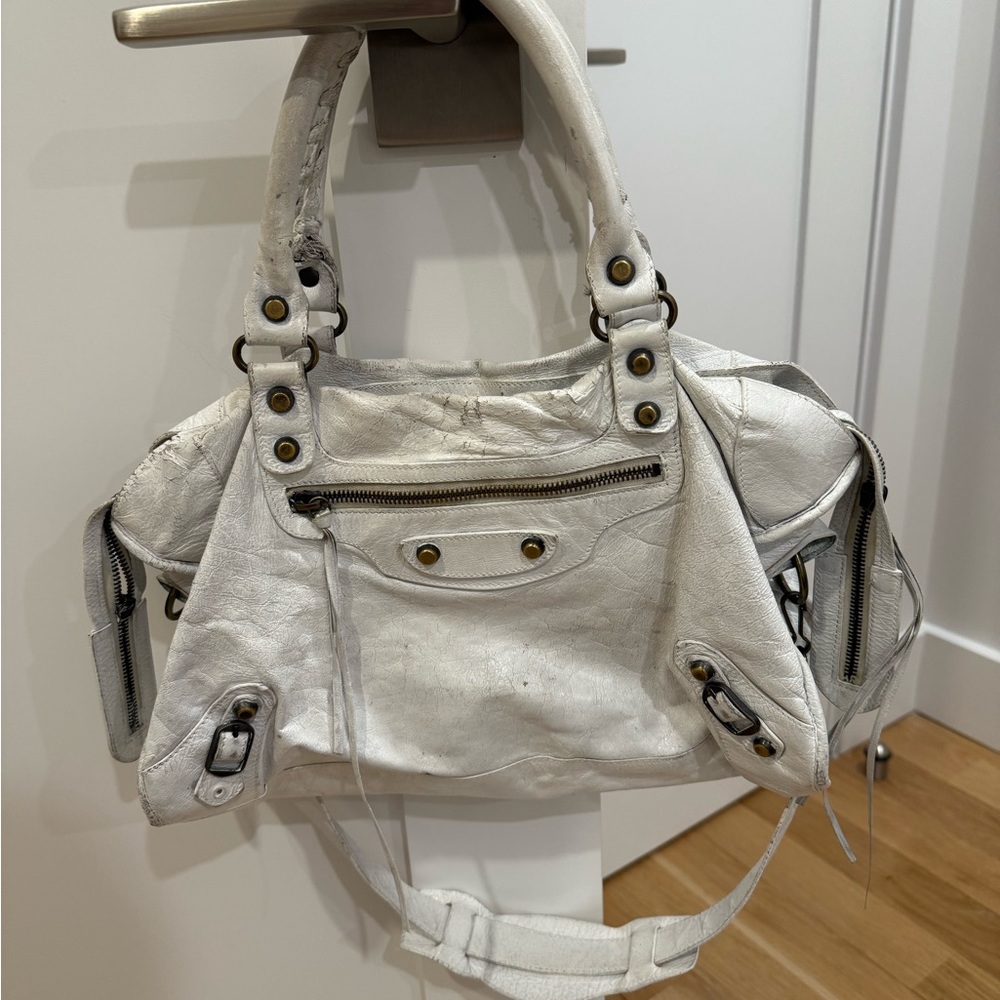 Balenciaga White Shoulder Bag with Distressed Leather